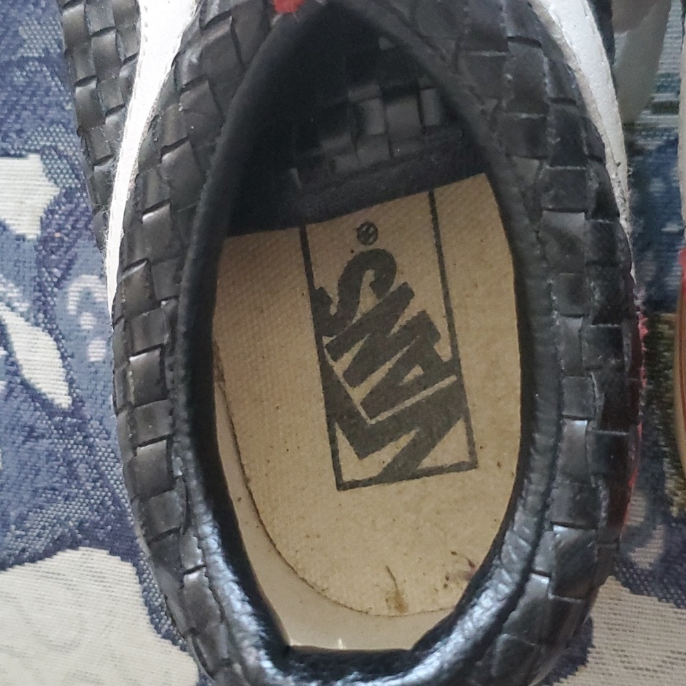 Vans - Picture 4 of 5